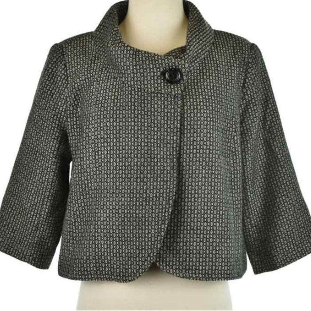 Merona Black and White Checkered Cropped Jacket. Size Medium
